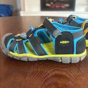 Keen Little Kids' Seacamp II CNX Sandals size 9-10